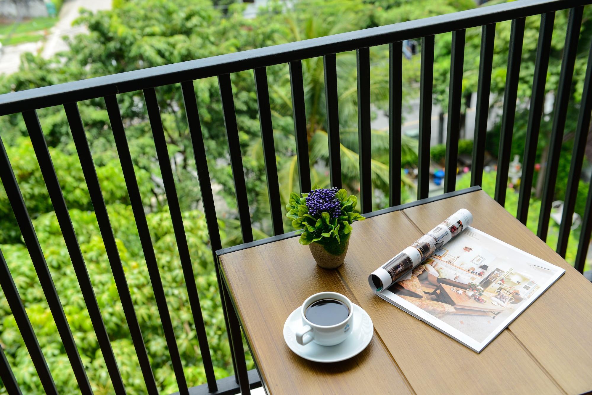 Siri Ratchada Bangkok Hotel Exterior photo